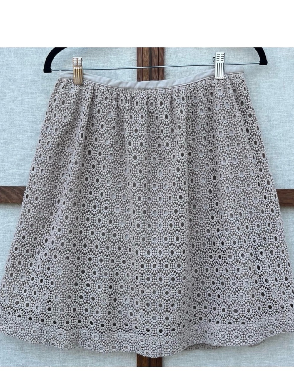 Garnet Hill Elegant Beige Tan Eyelet Lace Lined Cotton Knee-Length Skirt - 4